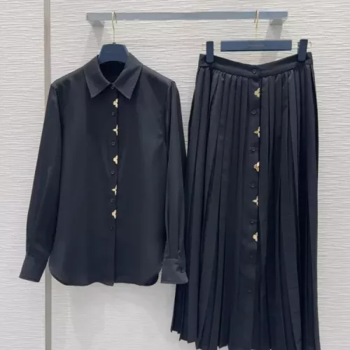 Louis Vuitton LV Tracksuits Long Sleeved For Women #1342507