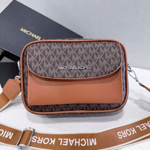 Michael Kors Messenger Bags For Unisex #1342983