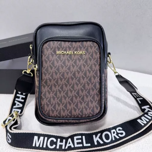 Michael Kors Messenger Bags For Unisex #1342991