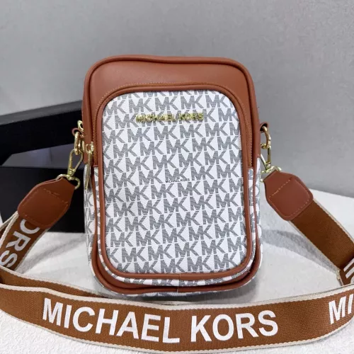 Michael Kors Messenger Bags For Unisex #1342994