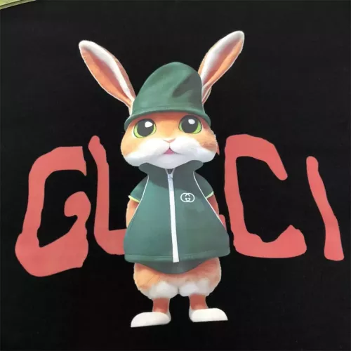 Cheap Gucci T-Shirts Short Sleeved For Men #1343334 Replica Wholesale [$45.00 USD] [ITEM#1343334] on Replica Gucci T-Shirts