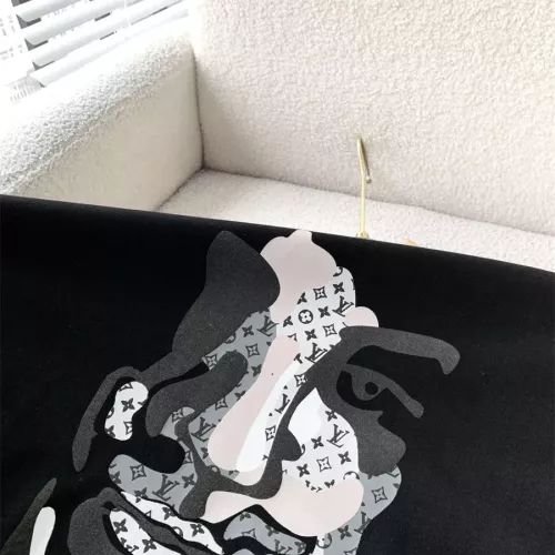 Cheap Louis Vuitton LV T-Shirts Short Sleeved For Men #1343471 Replica Wholesale [$45.00 USD] [ITEM#1343471] on Replica Louis Vuitton LV T-Shirts