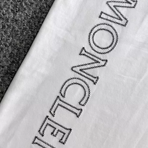 Cheap Moncler T-Shirts Short Sleeved For Unisex #1343613 Replica Wholesale [$40.00 USD] [ITEM#1343613] on Replica Moncler T-Shirts