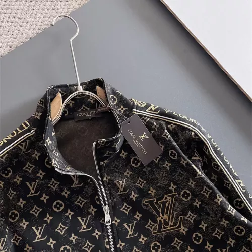 Cheap Louis Vuitton LV Tracksuits Long Sleeved For Men #1343659 Replica Wholesale [$96.00 USD] [ITEM#1343659] on Replica Louis Vuitton LV Tracksuits