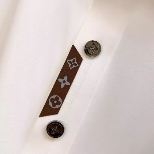 Cheap Louis Vuitton LV T-Shirts Short Sleeved For Men #1343716 Replica Wholesale [$48.00 USD] [ITEM#1343716] on Replica Louis Vuitton LV T-Shirts