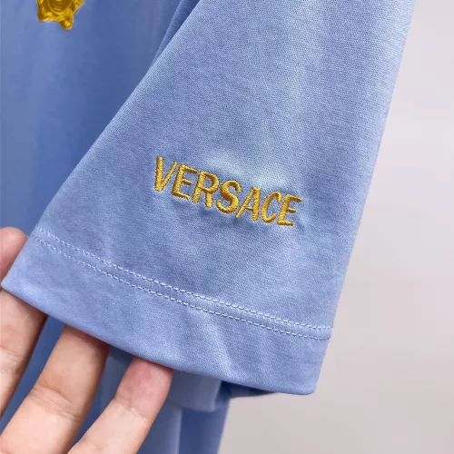 Cheap Versace T-Shirts Short Sleeved For Men #1343856 Replica Wholesale [$92.00 USD] [ITEM#1343856] on Replica Versace T-Shirts