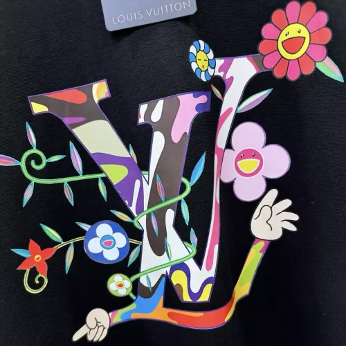 Cheap Louis Vuitton LV T-Shirts Short Sleeved For Men #1343905 Replica Wholesale [$88.00 USD] [ITEM#1343905] on Replica Louis Vuitton LV T-Shirts