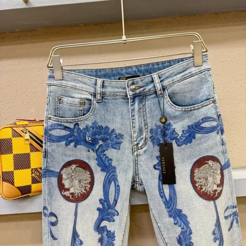 Cheap Versace Jeans For Men #1344007 Replica Wholesale [$112.00 USD] [ITEM#1344007] on Replica Versace Jeans