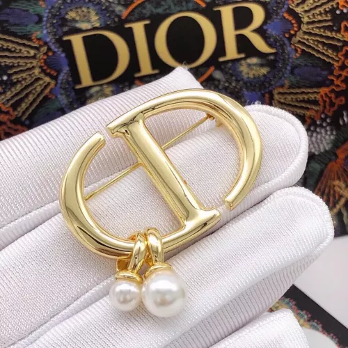 Cheap Christian Dior Brooches For Women #1344042 Replica Wholesale [$27.00 USD] [ITEM#1344042] on Replica Christian Dior Brooches