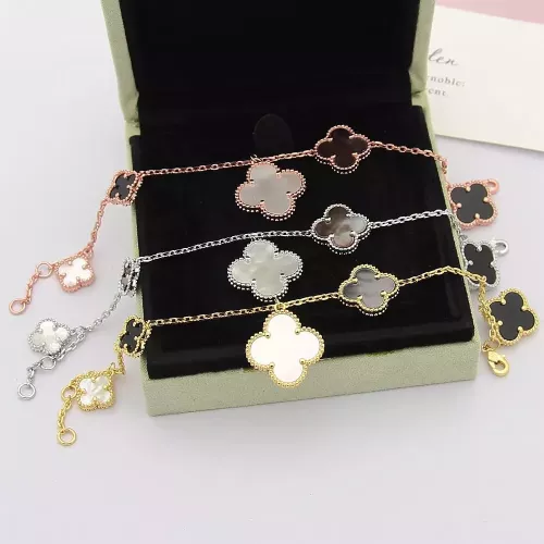 Cheap Van Cleef &amp; Arpels Bracelets For Women #1344167 Replica Wholesale [$32.00 USD] [ITEM#1344167] on Replica Van Cleef &amp; Arpels Bracelets