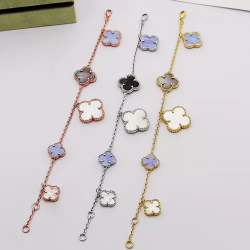 Cheap Van Cleef &amp; Arpels Bracelets For Women #1344169 Replica Wholesale [$32.00 USD] [ITEM#1344169] on Replica Van Cleef &amp; Arpels Bracelets