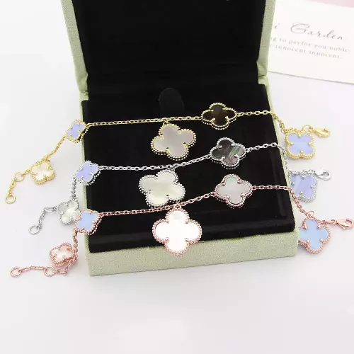 Cheap Van Cleef &amp; Arpels Bracelets For Women #1344170 Replica Wholesale [$32.00 USD] [ITEM#1344170] on Replica Van Cleef &amp; Arpels Bracelets