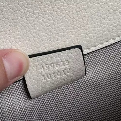 Cheap Gucci AAA Quality Messenger Bags For Women #1344277 Replica Wholesale [$76.00 USD] [ITEM#1344277] on Replica Gucci AAA Quality Messenger Bags