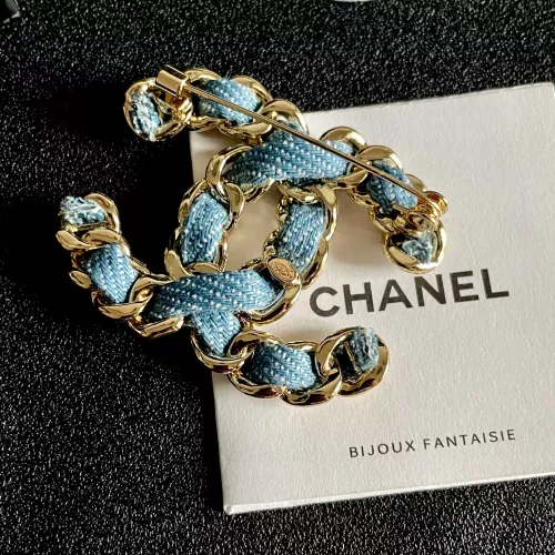 Cheap Chanel Brooches For Women #1344364 Replica Wholesale [$29.00 USD] [ITEM#1344364] on Replica Chanel Brooches