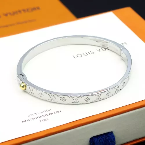Louis Vuitton LV Bracelets #1344595