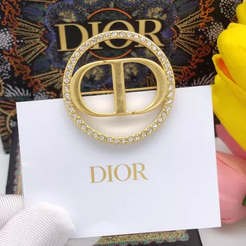 Cheap Christian Dior Brooches For Women #1344641 Replica Wholesale [$29.00 USD] [ITEM#1344641] on Replica Christian Dior Brooches