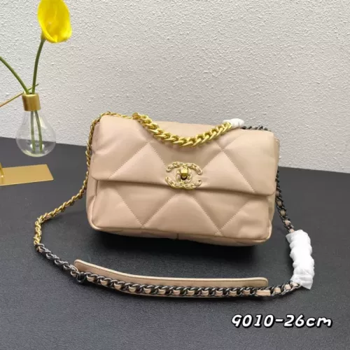 Chanel AAA Quality Messenger Bags For Women #1344679