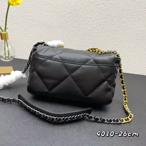 Cheap Chanel AAA Quality Messenger Bags For Women #1344680 Replica Wholesale [$92.00 USD] [ITEM#1344680] on Replica Chanel AAA Quality Messenger Bags