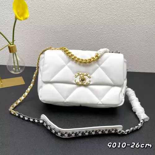 Chanel AAA Quality Messenger Bags For Women #1344681