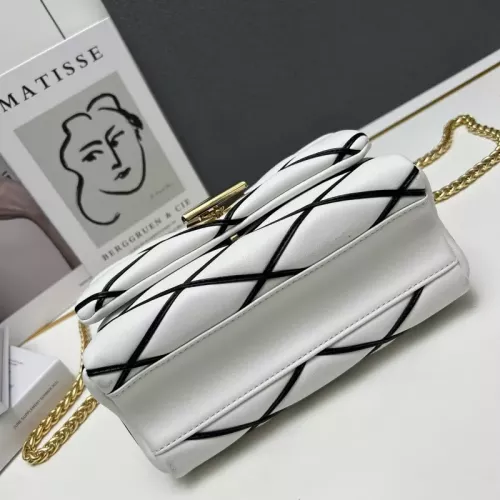 Cheap Louis Vuitton AAA Quality Messenger Bags For Women #1344818 Replica Wholesale [$135.00 USD] [ITEM#1344818] on Replica Louis Vuitton AAA Quality Messenger Bags