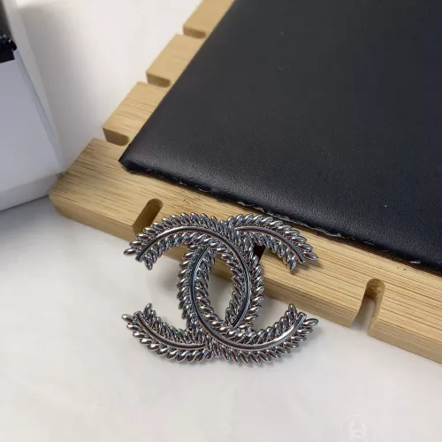 Chanel Brooches For Women #1344822
