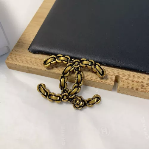 Cheap Chanel Brooches For Women #1344830 Replica Wholesale [$23.00 USD] [ITEM#1344830] on Replica Chanel Brooches