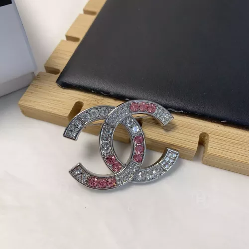 Chanel Brooches For Women #1344833
