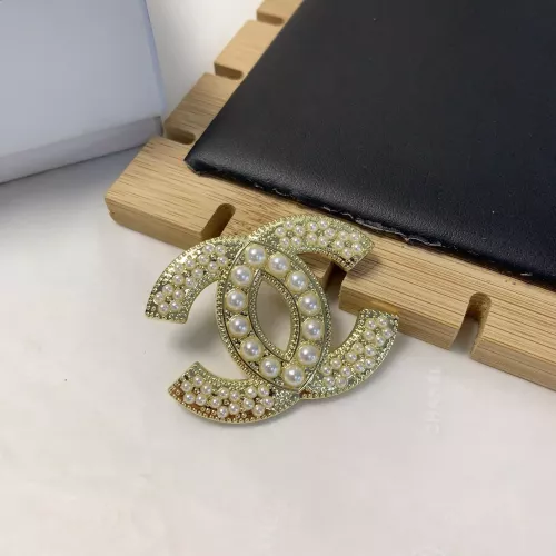 Chanel Brooches For Women #1344842