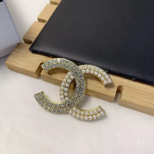 Chanel Brooches For Women #1344846