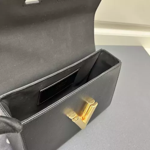 Cheap Louis Vuitton AAA Quality Messenger Bags For Women #1344851 Replica Wholesale [$102.00 USD] [ITEM#1344851] on Replica Louis Vuitton AAA Quality Messenger Bags