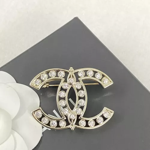 Cheap Chanel Brooches For Women #1344877 Replica Wholesale [$32.00 USD] [ITEM#1344877] on Replica Chanel Brooches
