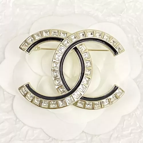 Chanel Brooches For Women #1344881