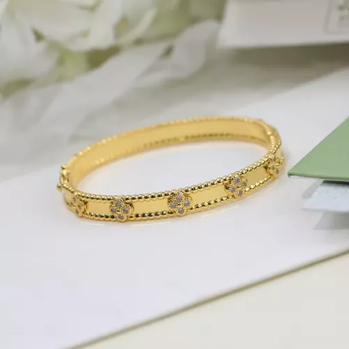 Van Cleef & Arpels Bracelets #1344885