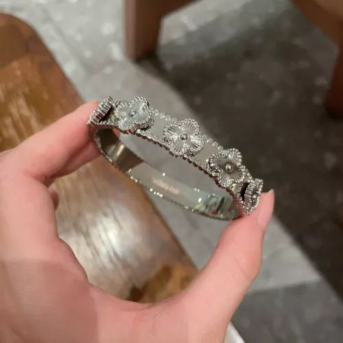 Cheap Van Cleef &amp; Arpels Bracelets #1344891 Replica Wholesale [$32.00 USD] [ITEM#1344891] on Replica Van Cleef &amp; Arpels Bracelets