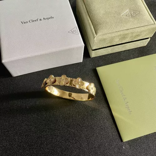 Cheap Van Cleef &amp; Arpels Bracelets #1344892 Replica Wholesale [$32.00 USD] [ITEM#1344892] on Replica Van Cleef &amp; Arpels Bracelets