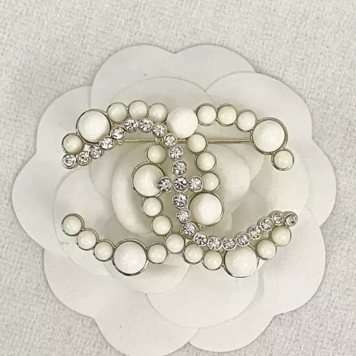 Cheap Chanel Brooches For Women #1344894 Replica Wholesale [$36.00 USD] [ITEM#1344894] on Replica Chanel Brooches