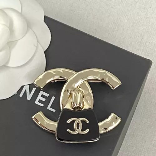 Cheap Chanel Brooches For Women #1344895 Replica Wholesale [$36.00 USD] [ITEM#1344895] on Replica Chanel Brooches