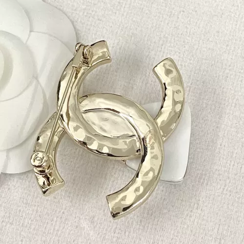 Cheap Chanel Brooches For Women #1344896 Replica Wholesale [$36.00 USD] [ITEM#1344896] on Replica Chanel Brooches