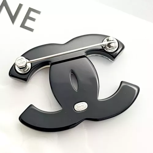 Cheap Chanel Brooches For Women #1344918 Replica Wholesale [$38.00 USD] [ITEM#1344918] on Replica Chanel Brooches