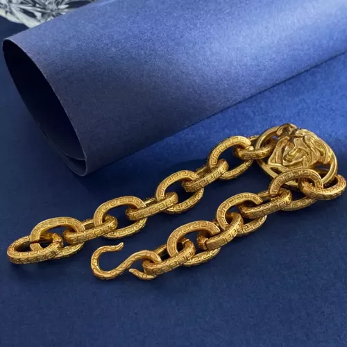 Cheap Versace Bracelets #1344920 Replica Wholesale [$32.00 USD] [ITEM#1344920] on Replica Versace Bracelets