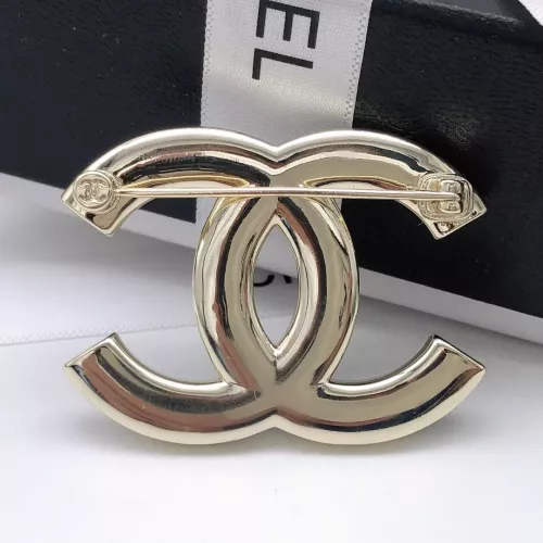Cheap Chanel Brooches For Women #1344952 Replica Wholesale [$32.00 USD] [ITEM#1344952] on Replica Chanel Brooches