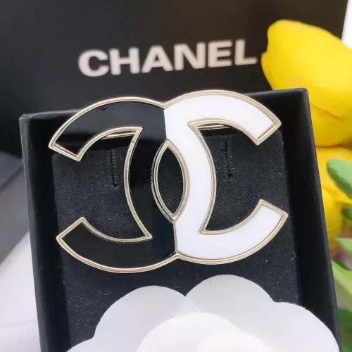 Cheap Chanel Brooches For Women #1344952 Replica Wholesale [$32.00 USD] [ITEM#1344952] on Replica Chanel Brooches
