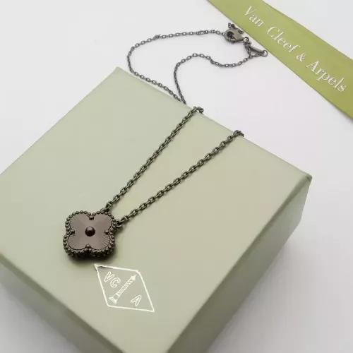 Cheap Van Cleef &amp; Arpels Necklaces For Women #1345142 Replica Wholesale [$25.00 USD] [ITEM#1345142] on Replica Van Cleef &amp; Arpels Necklaces