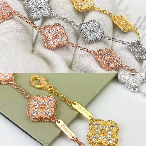 Cheap Van Cleef &amp; Arpels Bracelets For Women #1345174 Replica Wholesale [$29.00 USD] [ITEM#1345174] on Replica Van Cleef &amp; Arpels Bracelets