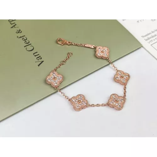 Van Cleef & Arpels Bracelets For Women #1345175