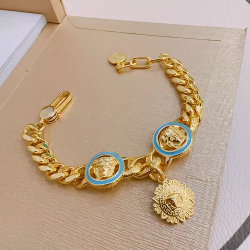 Cheap Versace Bracelets #1345259 Replica Wholesale [$60.00 USD] [ITEM#1345259] on Replica Versace Bracelets