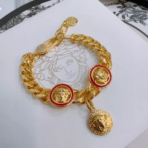 Cheap Versace Bracelets #1345261 Replica Wholesale [$60.00 USD] [ITEM#1345261] on Replica Versace Bracelets