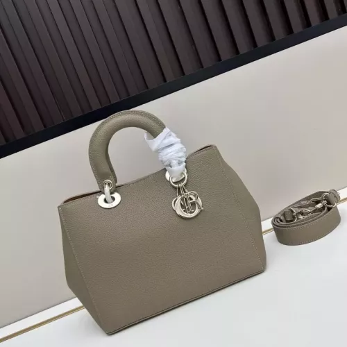 Cheap Christian Dior AAA Quality Handbags For Women #1345289 Replica Wholesale [$112.00 USD] [ITEM#1345289] on Replica Christian Dior AAA Quality Handbags