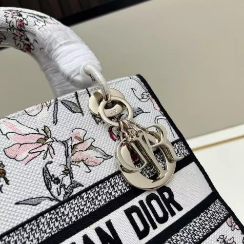 Cheap Christian Dior AAA Quality Handbags For Women #1345458 Replica Wholesale [$122.00 USD] [ITEM#1345458] on Replica Christian Dior AAA Quality Handbags