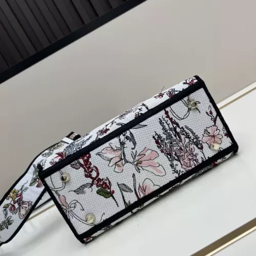 Cheap Christian Dior AAA Quality Handbags For Women #1345458 Replica Wholesale [$122.00 USD] [ITEM#1345458] on Replica Christian Dior AAA Quality Handbags